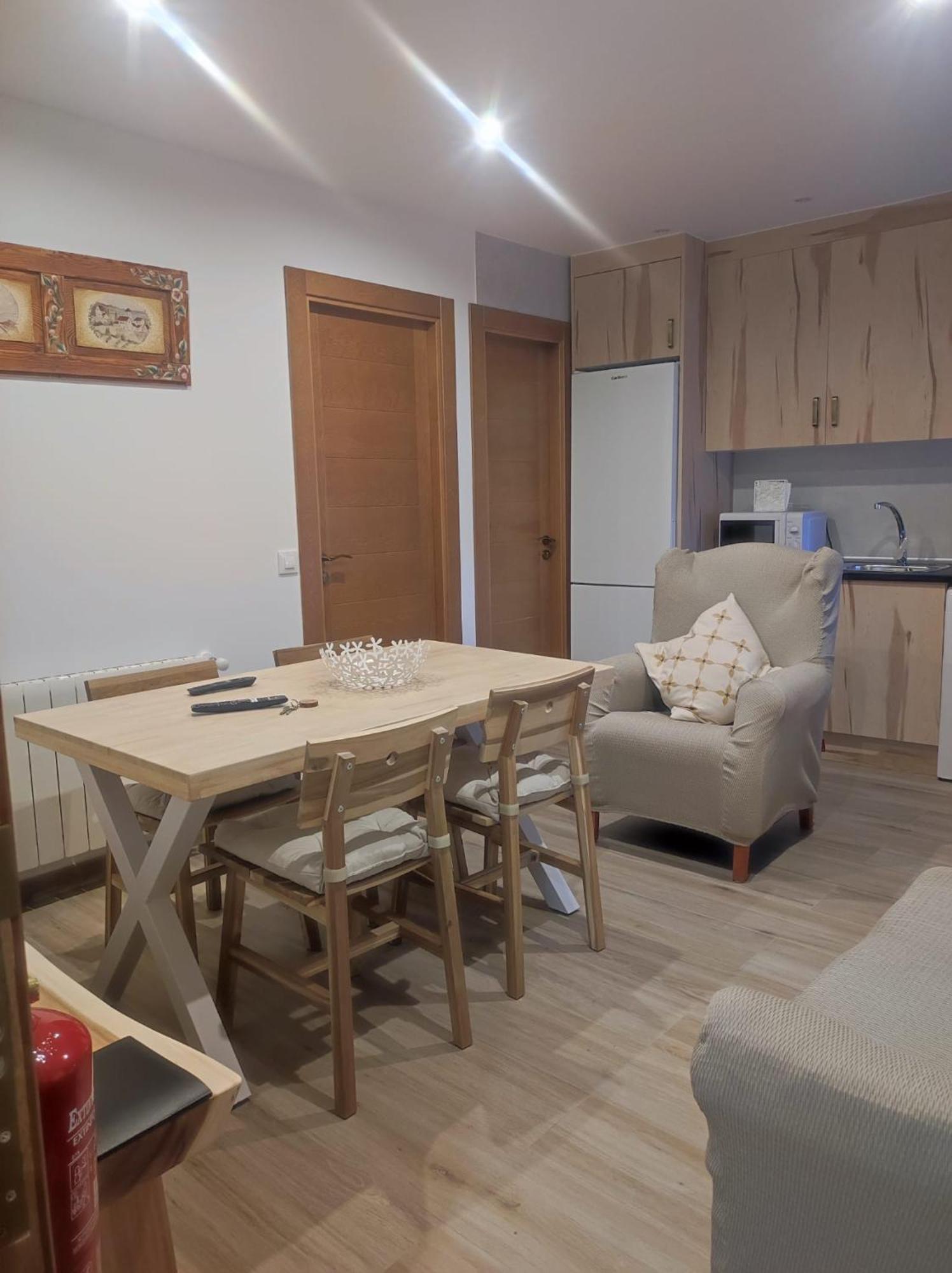 Apartamentos Sierra Y Mar Aldealengua De Pedraza Ceguilla Exterior foto